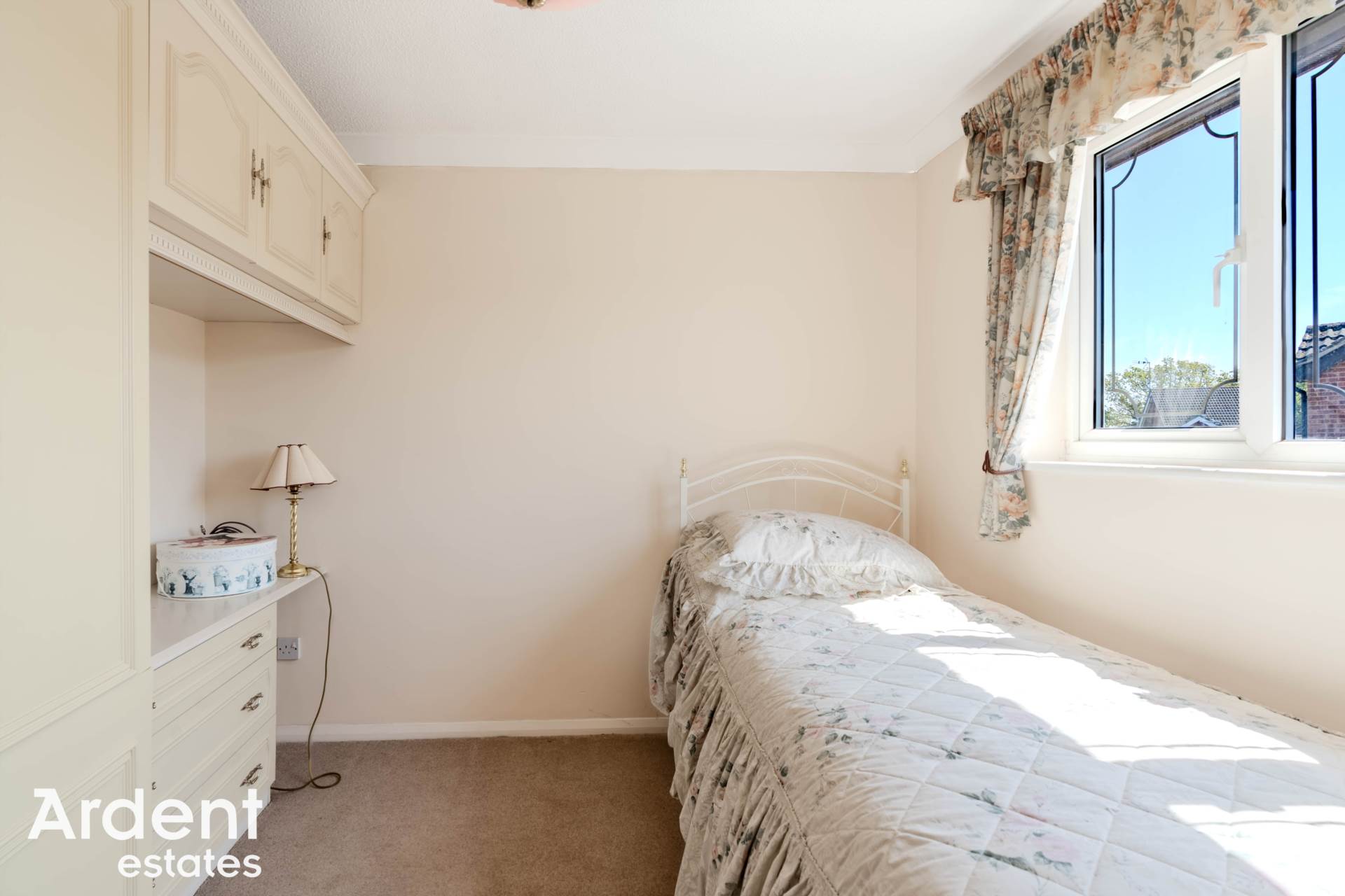 Photo 19 of Steeple Close, Heybridge