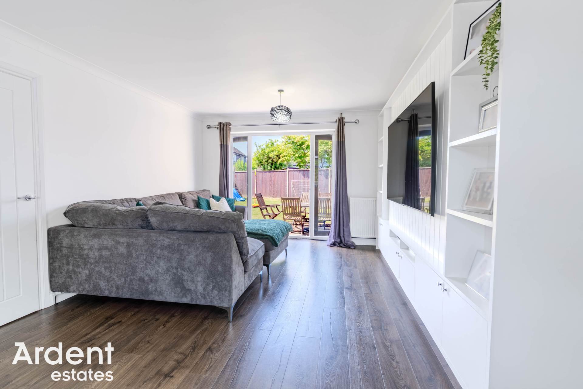 Photo 5 of Mayland Close, Heybridge
