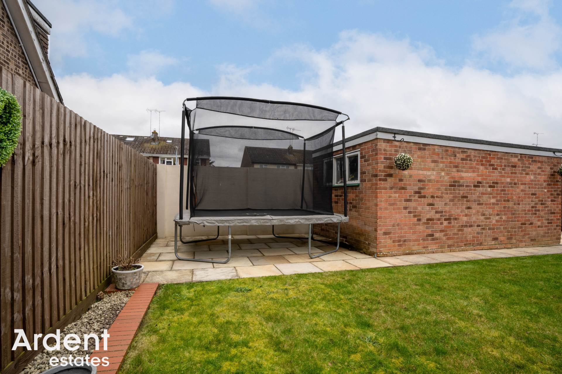 Photo 17 of Maple Avenue, Heybridge