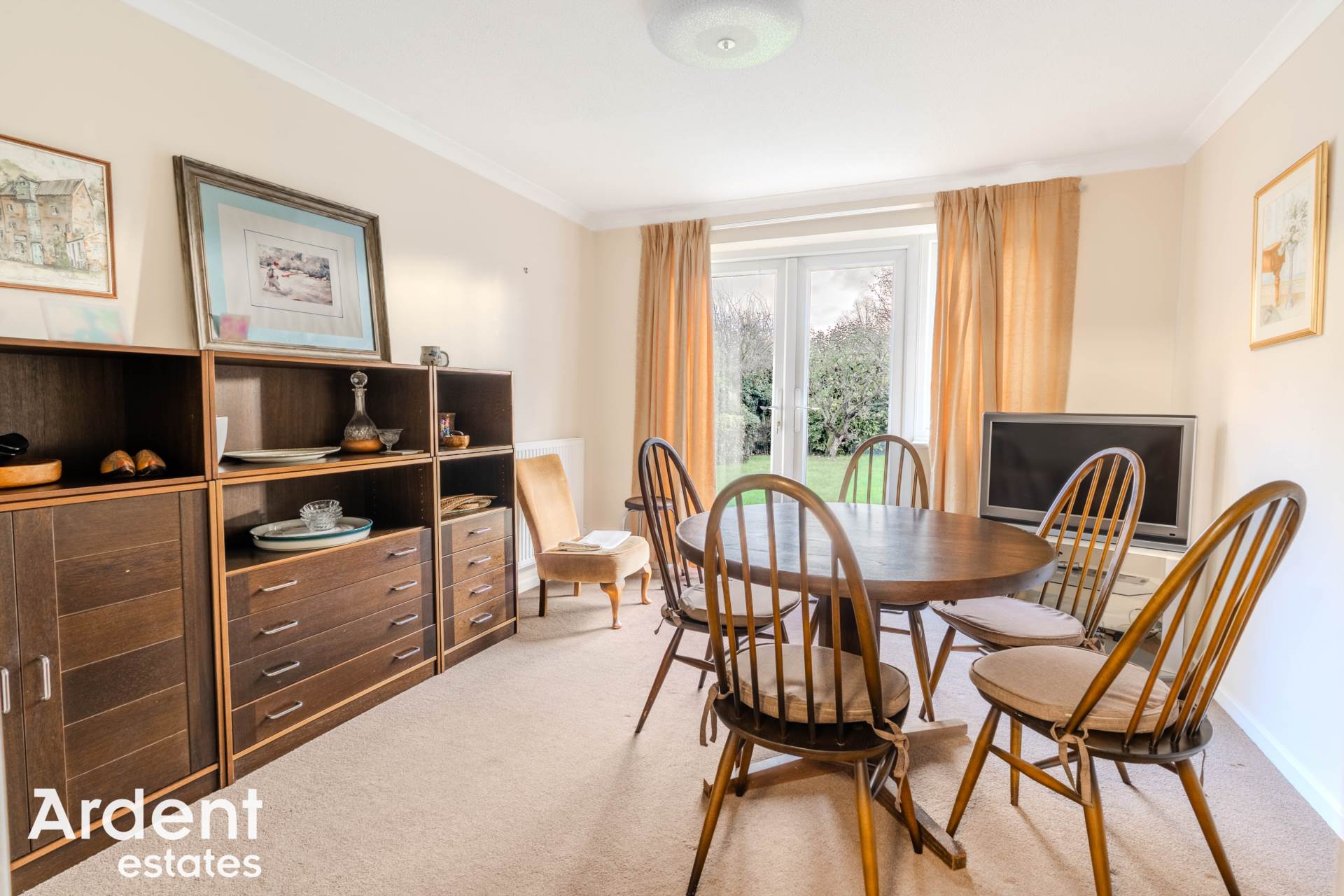 Photo 13 of Highfield Mead, East Hanningfield