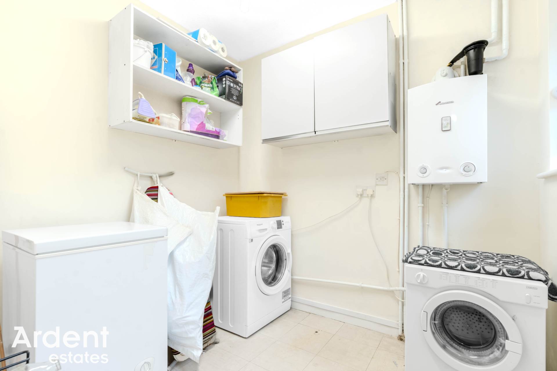 Photo 15 of Highfield Mead, East Hanningfield