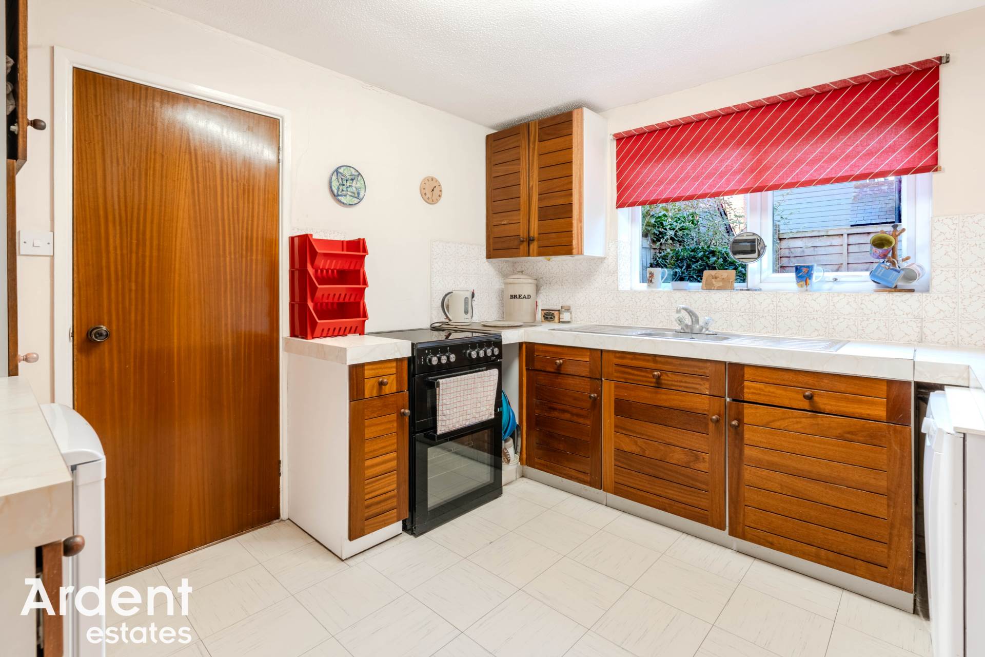 Photo 8 of Highfield Mead, East Hanningfield