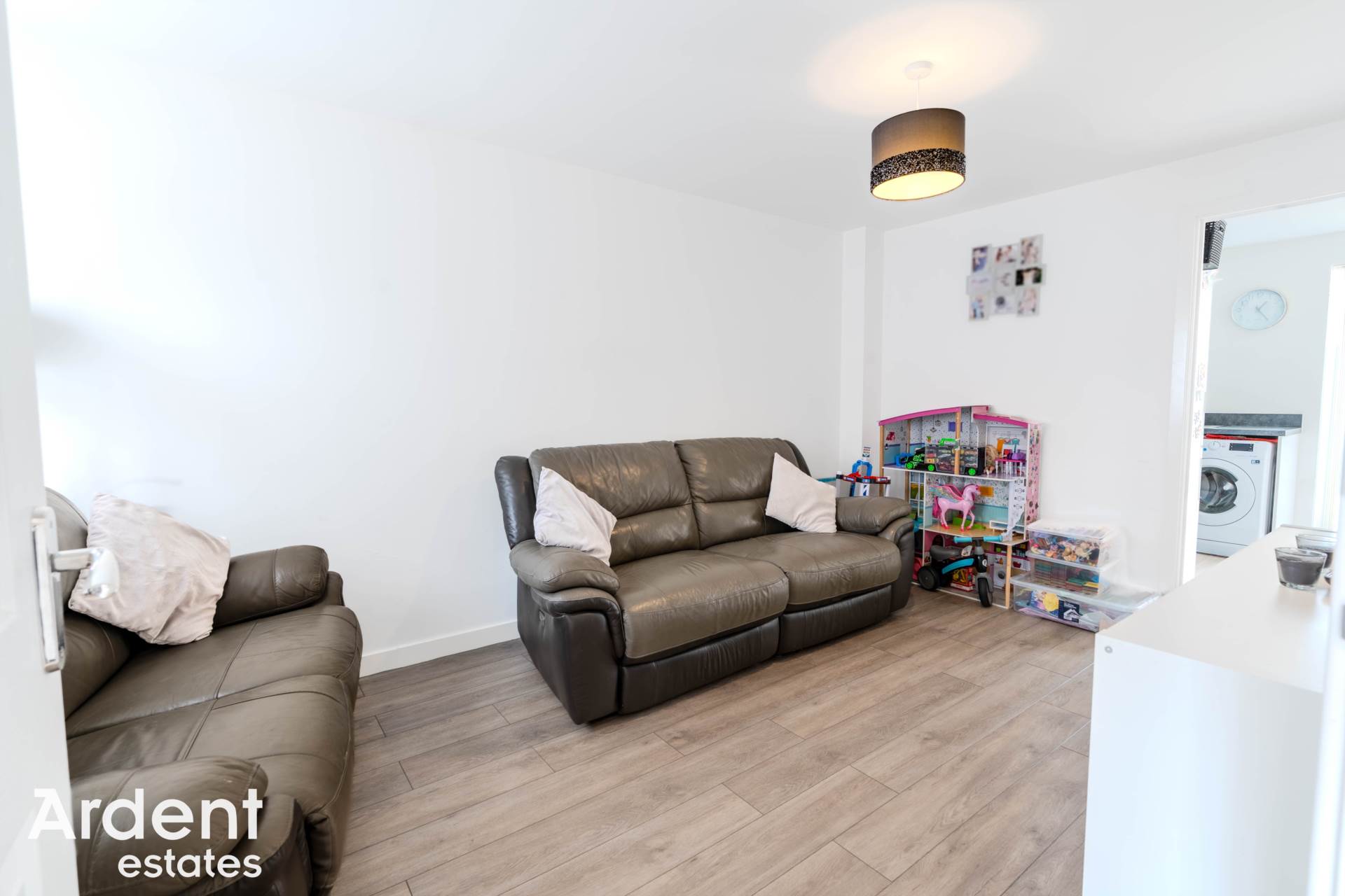 Photo 4 of Waring Avenue, Heybridge