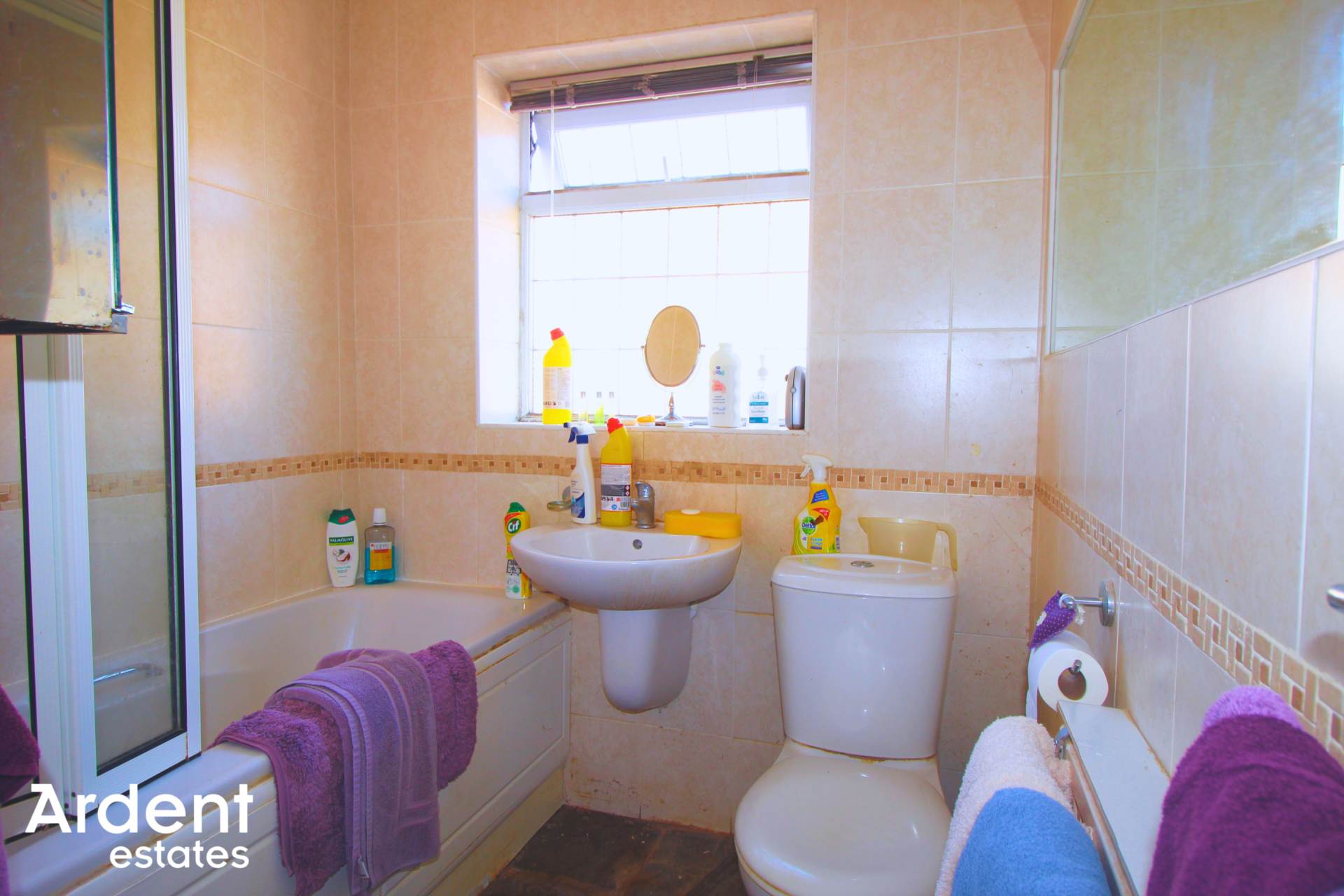 Photo 10 of Sidmouth Rd, Chelmsford