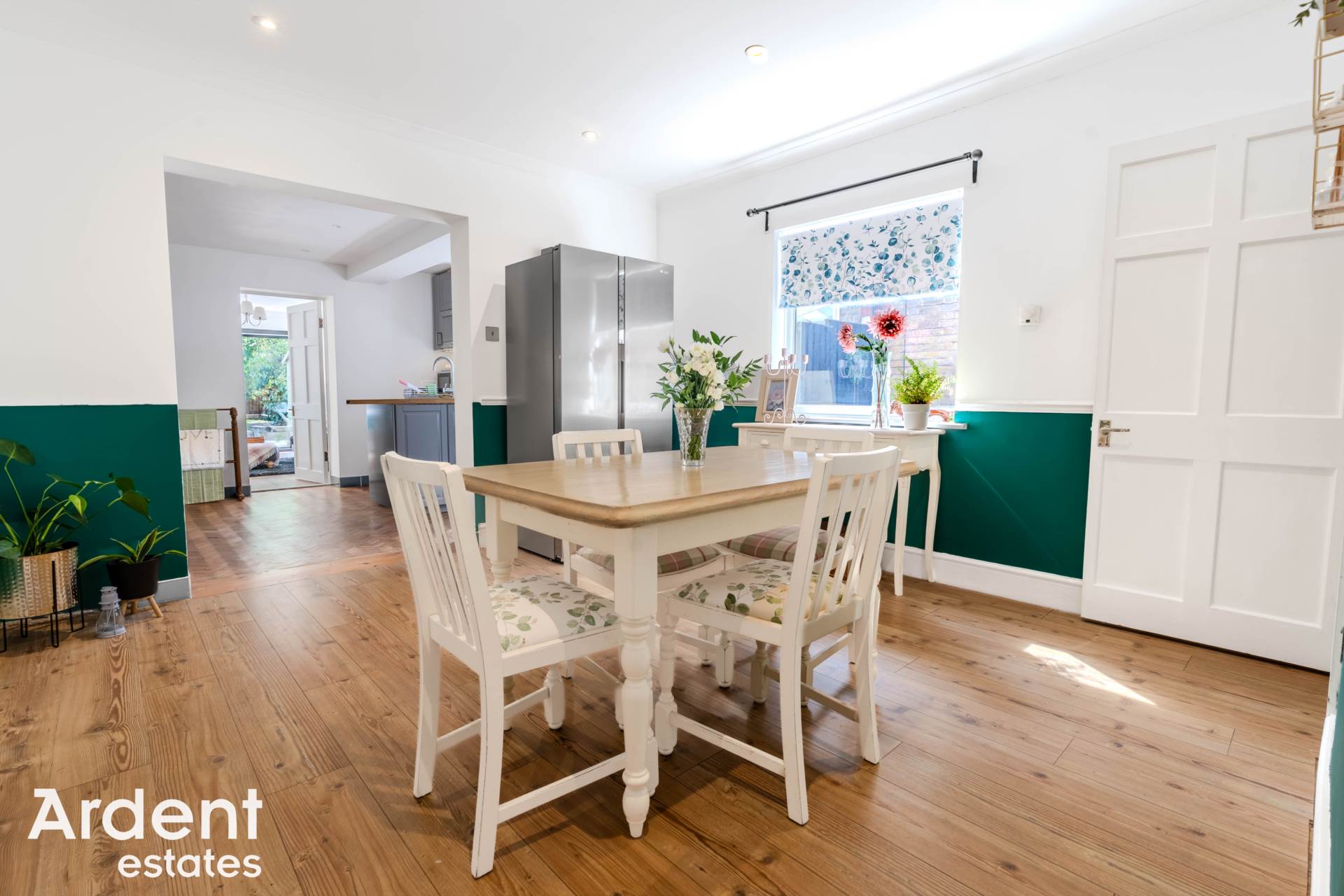 Photo 9 of Crescent Road, Heybridge