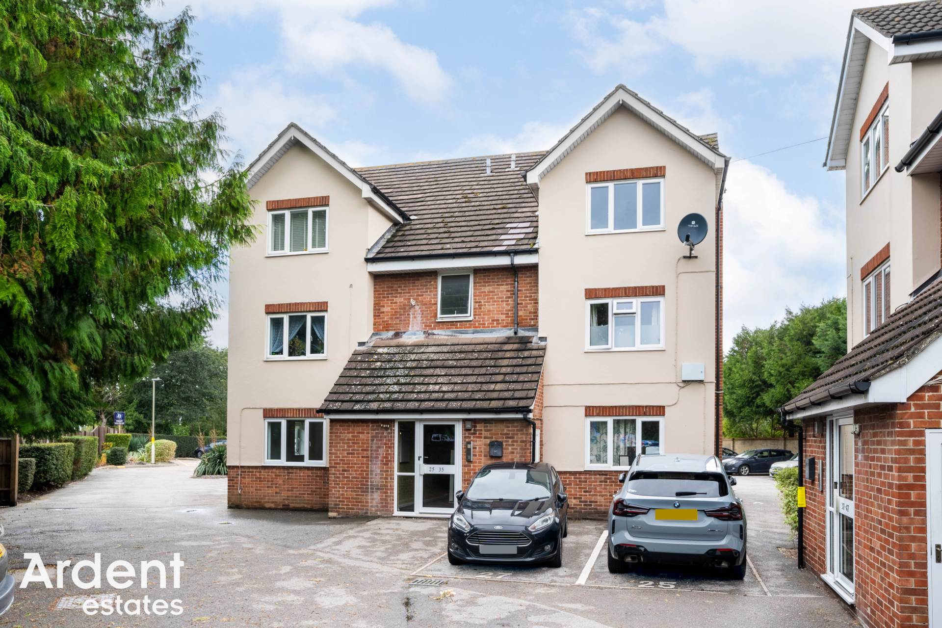 Photo 1 of Brooklands Walk, Chelmsford