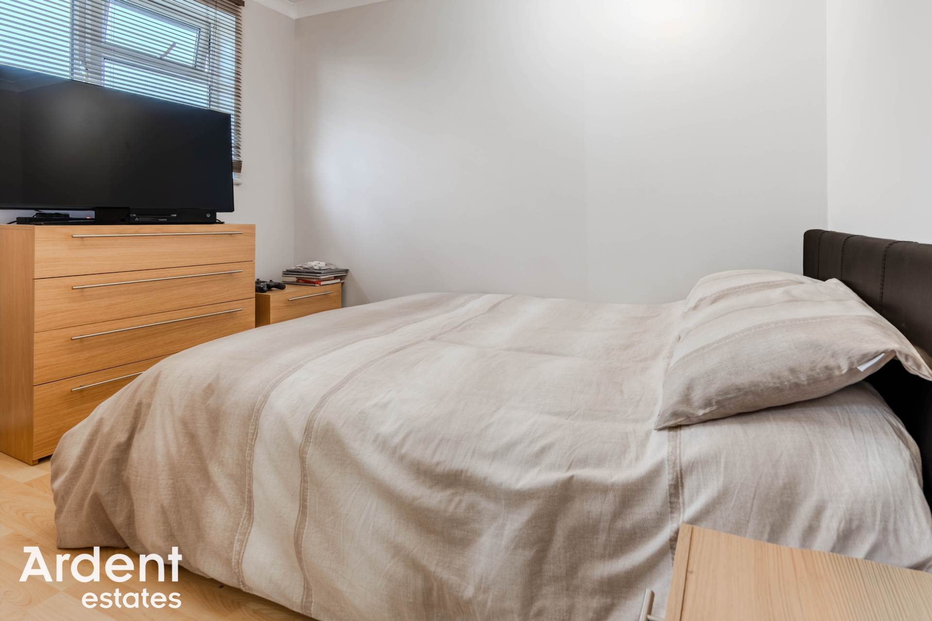 Photo 17 of Steeple Close, Heybridge