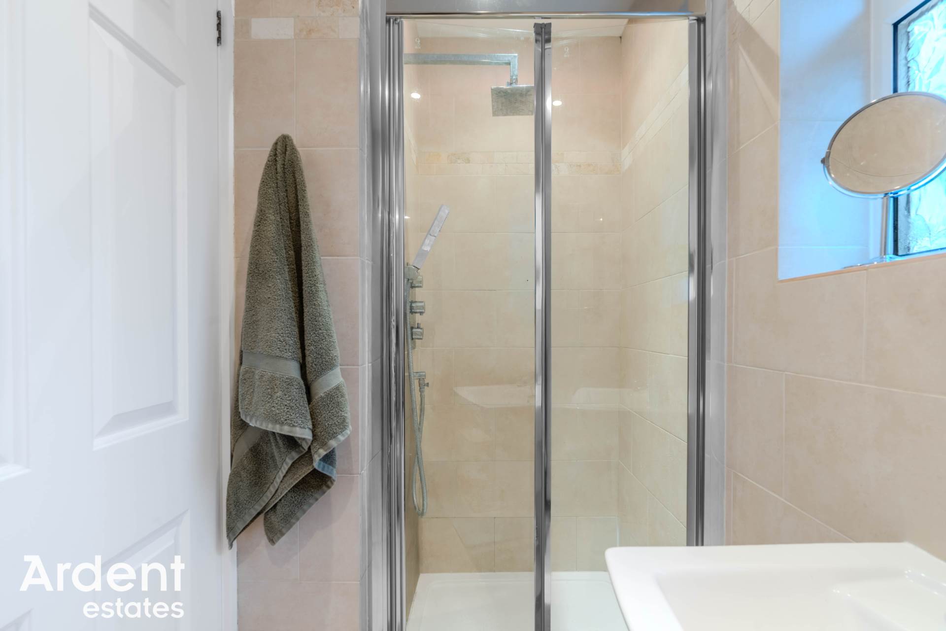 Photo 18 of Scraley Road, Heybridge