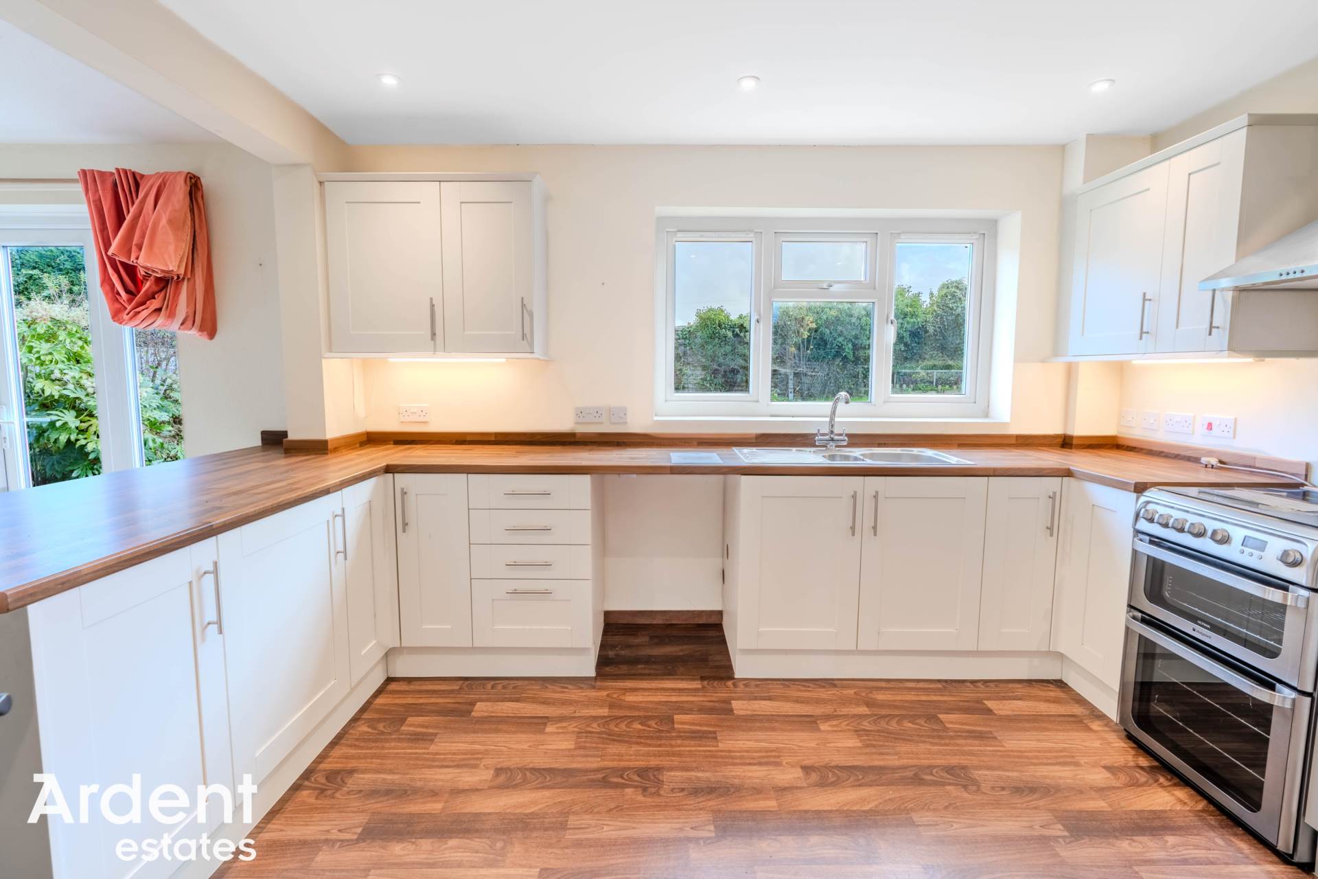 Photo 8 of Tidings Hill, Halstead