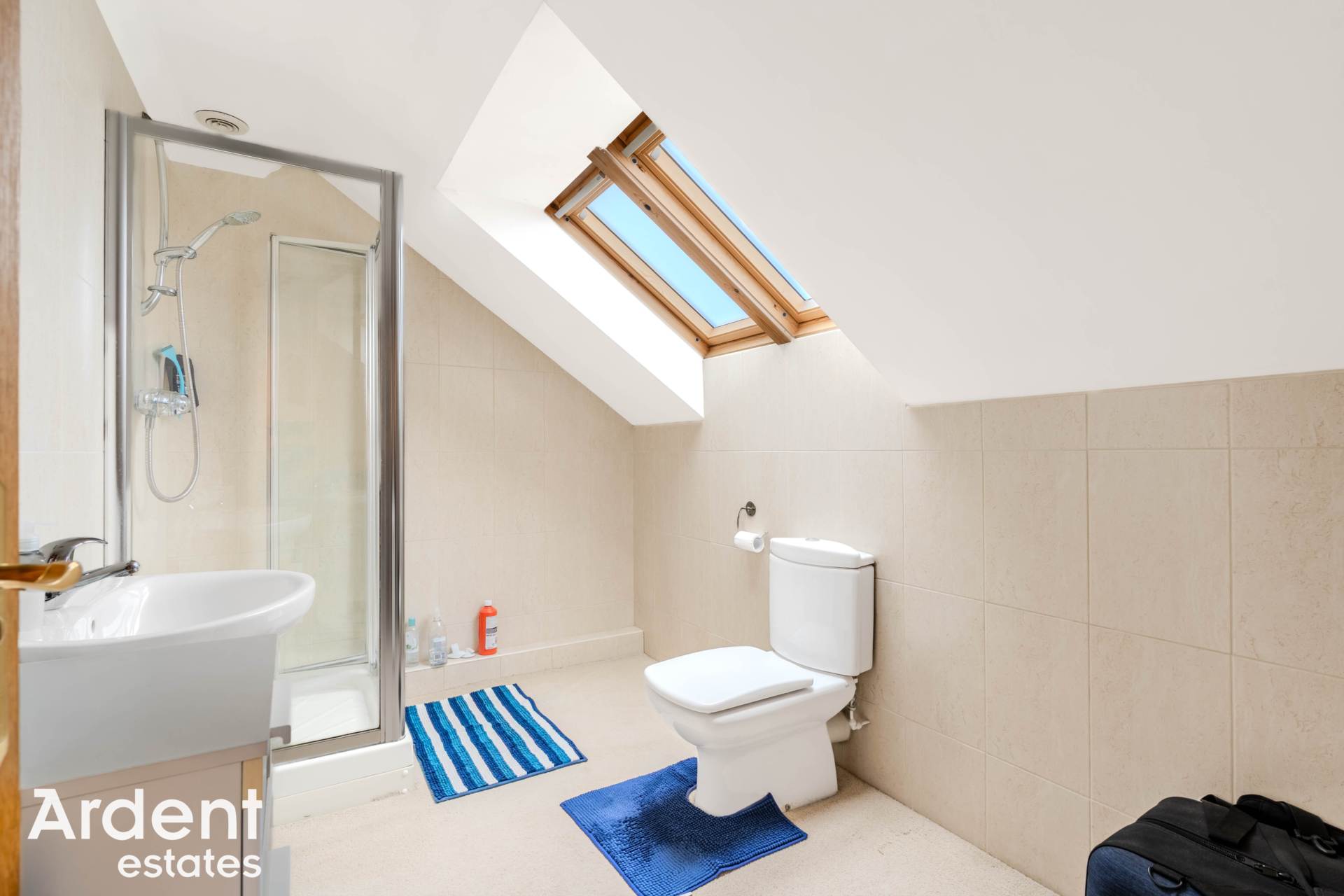 Photo 16 of Seaway, St Lawrence